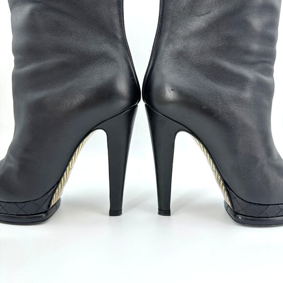 Chanel Calfskin Cap Toe CC Short Boots 36 Black 1835171  CHANEL Black Leather CC Cap Toe Quilter Platform Heel Boots IT 36